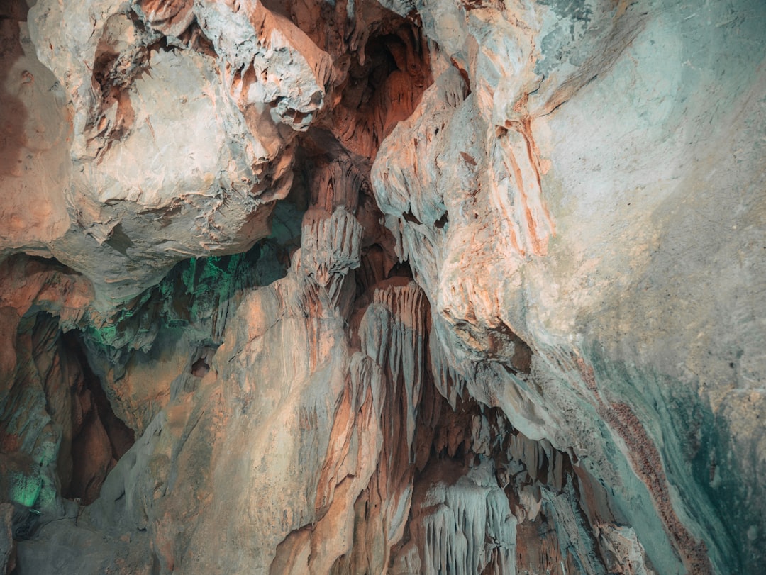 Photo Cave formations